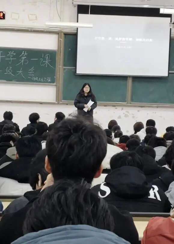 深入分析当前就业市场形势