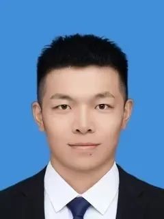在这片充满希望与活力的校园里