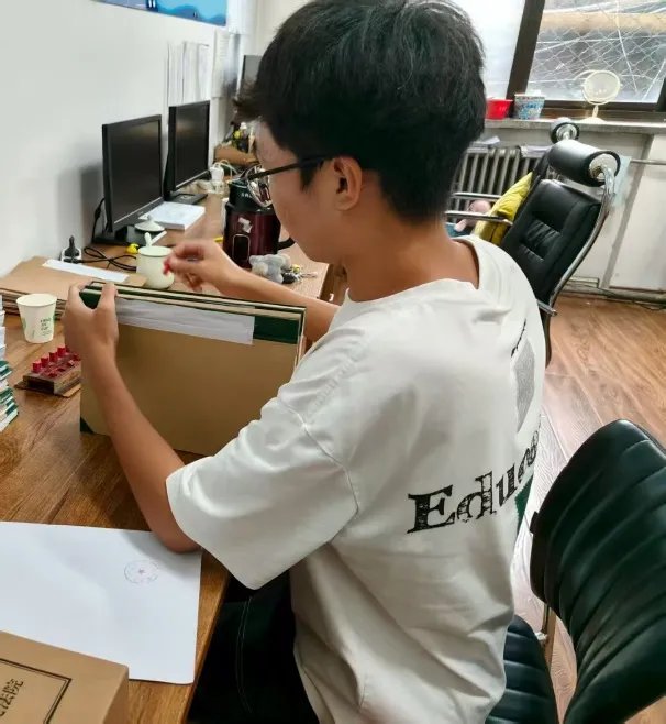 为引导青年学子深入基层